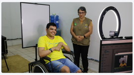 Com o prazo final se encerrando em 6 de maio, a movimentação no auditório do Detran intensifica-...