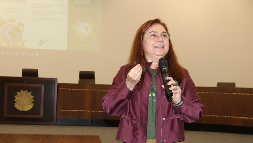 Presidente Waldirene Cordeiro destacou a responsabilidade coletiva na preservação ambiental e an...