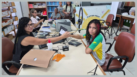 Atendimento em escolas da capital reforçou incentivo ao alistamento eleitoral e à participação d...