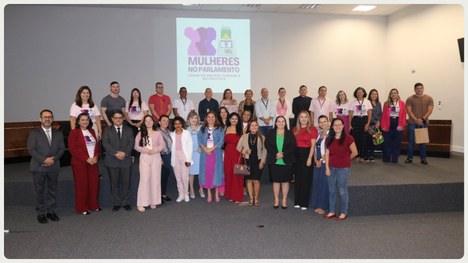 Autoridades debatem barreiras, conquistas e estratégias para mais mulheres no Parlamento durante...