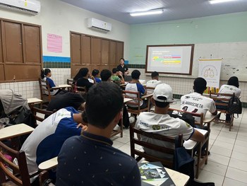 Com 327 atendimentos, ação na escola pública reforçou papel da Justiça Eleitoral na inclusão