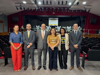 Serviços seguem todos os dias, inclusive feriados e fins de semana, no Detran; OCA e Central de ...