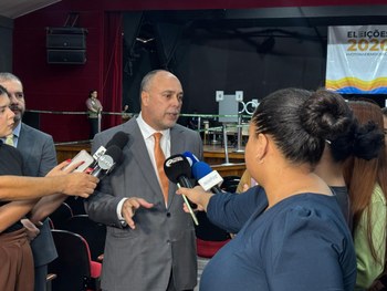 Serviços seguem todos os dias, inclusive feriados e fins de semana, no Detran; OCA e Central de ...