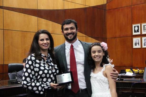 Condecoração fez parte do evento XIV Encontro do Colégio de Dirigentes das Escolas Judiciárias E...