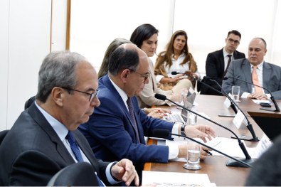 Desembargador Lois Arruda participa de reunião de despedida do Corregedor-Geral da Justiça Eleit...