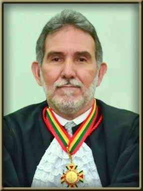 O magistrado assume interinamente, no período de 26 a 31 de julho, a Presidência do Regional, em...