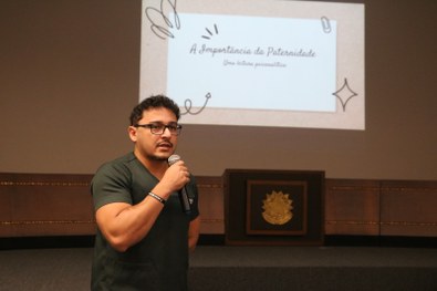 Dia dos Pais é celebrado com homenagem e despedida no TRE-AC