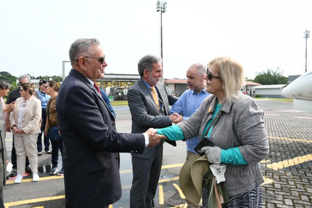 Em Cruzeiro do Sul, presidente do TRE-AC participa de encontro com a Min. Rosa Weber Desembargador Francisco Djalma integrou comitiva que recepcionou a presidente do STF e CNJ no Va...