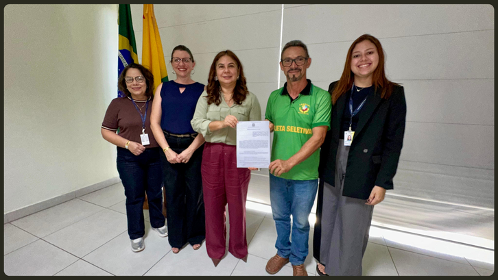 Em Cruzeiro do Sul, TRE-AC firma cooperação com a COOPSUL para fortalecer ações de sustentabilidade Parceria fortalece cadeia de reciclagem, valoriza cooperados e reforça compromisso socioambienta...