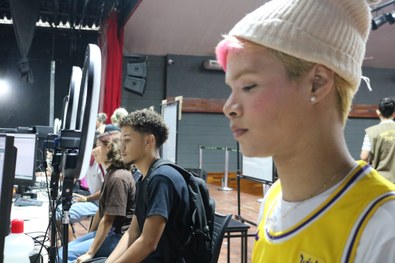 Com o prazo final se encerrando em 6 de maio, a movimentação no auditório do Detran intensifica-...