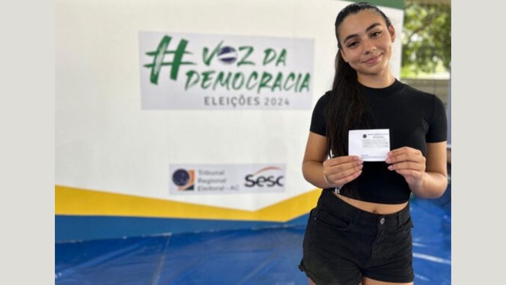 Jovens marcam presença no primeiro dia da Semana de Atendimento ao Eleitor Depoimentos destacam a importância do direito ao voto e o engajamento na construção de um futuro...