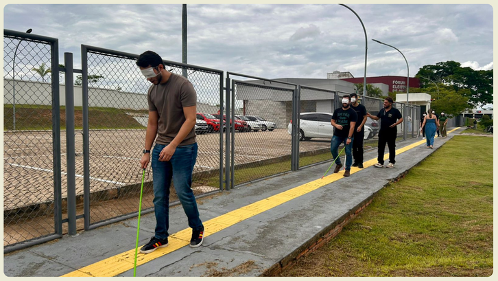 Justiça Eleitoral conclui capacitação sobre inclusão e acessibilidade em todo o Acre Programa Sentindo na Pele promove experiências imersivas e sensibiliza servidores para um atendi...