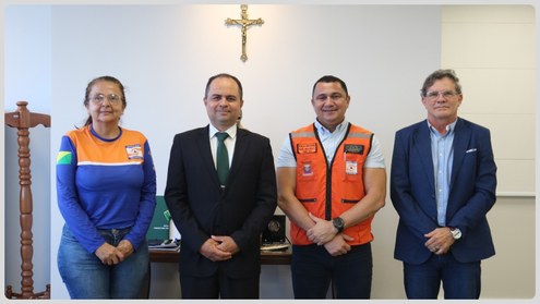 Presidente do TRE-AC recebe visita do Chefe da Defesa Civil de Rio Branco para tratar de parceri...
