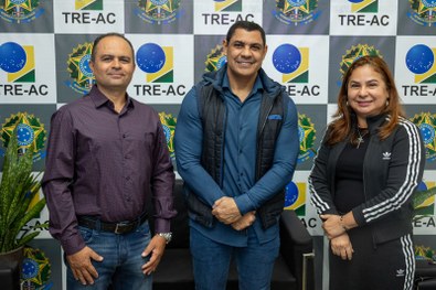 Justiça Eleitoral marca presença no Expoacre Juruá e recebe autoridades no primeiro dia de feira
