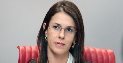 Luciana Lóssio Luciana Lóssio
