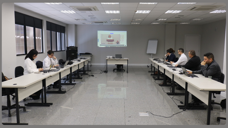 Formação híbrida busca preparar juízes e juízas para os desafios das eleições de 2026