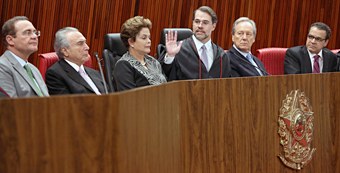 Ministro Dias Toffoli discursa durante sua posse como presidente do TSE em 13.05.2014 Ministro Dias Toffoli discursa durante sua posse como presidente do TSE