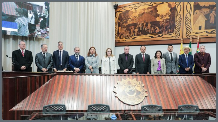 Na ALEAC, Justiça Eleitoral acreana é homenageada pelos 50 anos de história Em Sessão Solene, lideranças destacam conquistas, inovação e compromisso democrático do TRE-AC