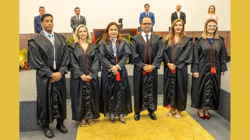 Solenidade de posse das Juízas Lilian Deise e Rogéria Mesquita simboliza avanço na equidade de g...