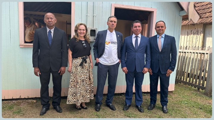 Presidente do TRE-AC acompanha Ministro Barroso em visita à casa de Chico Mendes, em Xapuri Autoridades do Judiciário destacam legado histórico e reafirmam compromisso com a justiça social...