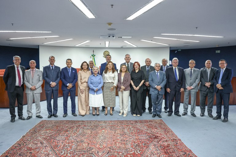 Novo presidente do Supremo defende diálogo institucional, fortalecimento da democracia e combate...
