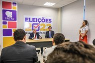 Durante a última coletiva do ano, magistrados agradecem a parceria dos meios de comunicação