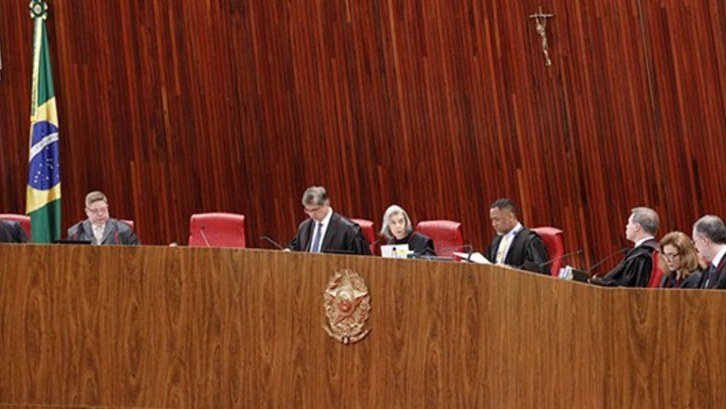 Presidente do TSE destaca foco nas Eleições 2024 ao abrir 2º semestre forense Ministra Cármen Lúcia afirma que trabalho da Justiça Eleitoral prossegue para garantir eleições ...