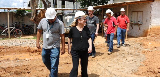 Presidente visita obras da nova sede