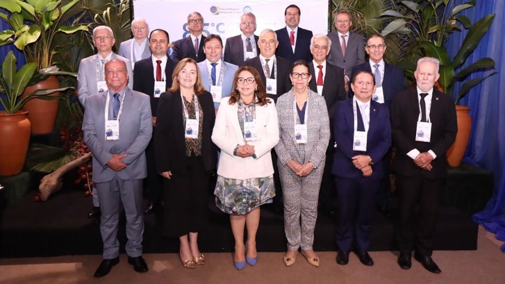 Presidentes dos Tribunais Regionais Eleitorais discutem Inteligência Artificial e boas práticas em Macapá Os principais desafios para a realização das Eleições 2024 foram destaques durante o 85º Coptrel