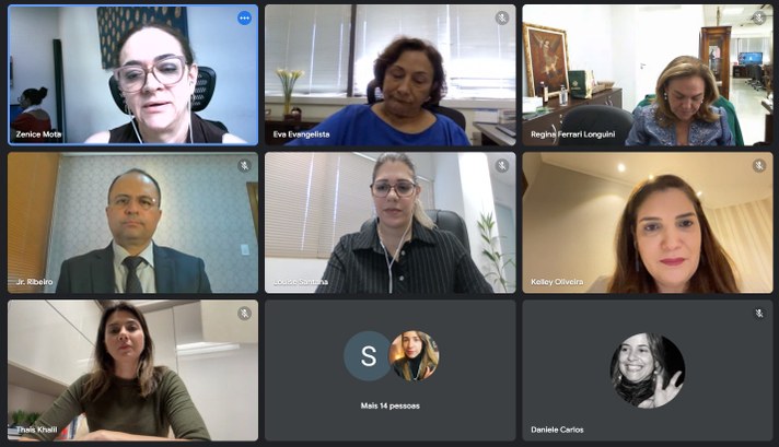 Roda de Conversa Projeto Ewã: TRE-AC destaca ações de combate à violência doméstica Juízas e desembargadores apresentam ações e protocolos para proteção das mulheres