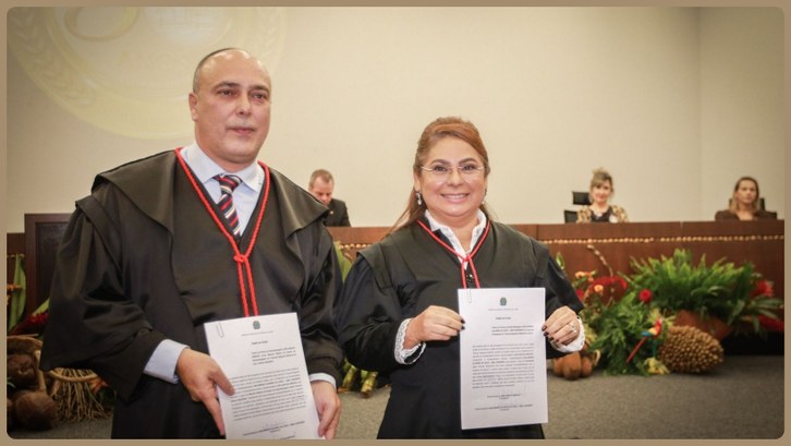 Cerimônia também empossou Lois Arruda como Membro Efetivo e Vice-Presidente/Corregedor Regional ...
