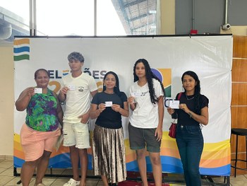 Com apoio de familiares e amigos, adolescentes entre 15 e 17 anos aproveitam o atendimento integ...