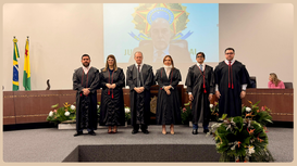 Sessão solene conduzida pela presidente Waldirene Cordeiro marcou a nova composição do TRE-AC pa...