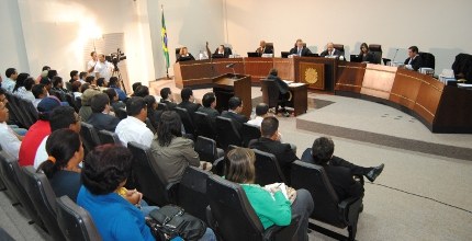 TRE-AC-2013-SESSÃO DE JULGAMENTO NA CORTE SESSÃO DE JULGAMENTO DA CORTE