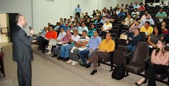Reunião com pré-candidatos e dirigentes partidários