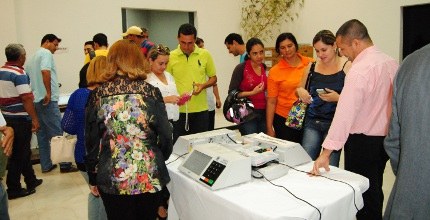 TRE-AC-2014-VALIDAÇÃO DE DADOS Validação de dados das urnas eletrônicas