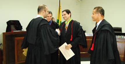 TRE-AC-2015-HOMENAGEM JUIZ FEDERAL HOMENAGEM AO JUIZ FEDERAL NÁIBER PONTES