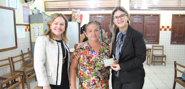 TROCA DE TÍTULOS