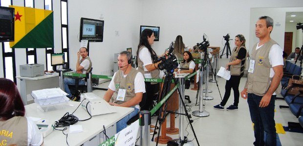 AUDITORIA DE URNAS