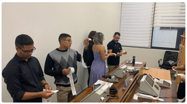 Estudantes de 24 escolas participarão da eleição desta sexta-feira, que reúne candidatos de 17 m...