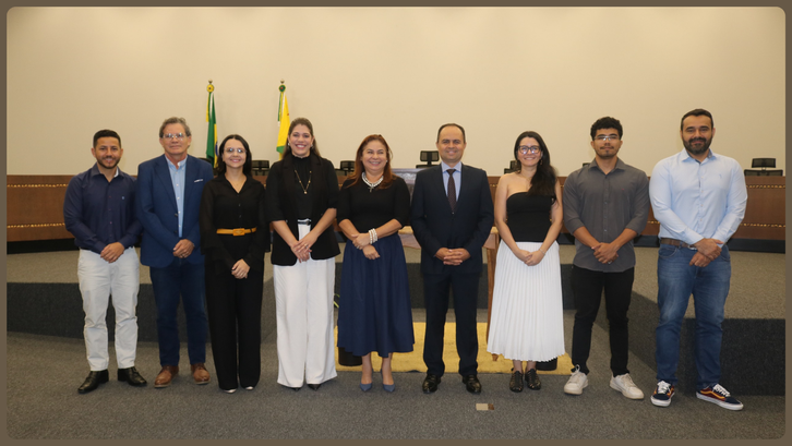 TRE-AC dá posse a cinco novos servidores aprovados em concurso unificado Cerimônia de posse foi conduzida pelo Presidente Júnior Alberto e marca mais um passo para o for...