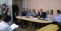 Presidente do TRE-AC, desembargador Pedro Ranzi, concedendo entrevista coletiva à imprensa sobre...