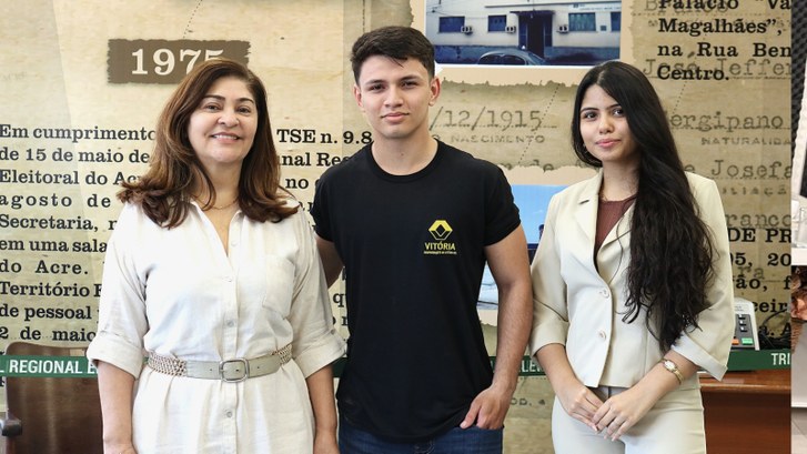 TRE-AC e alunos da Uninorte firmam parceria para promover voto consciente Projeto de extensão de estudantes de Direito busca levar cidadania e conscientização