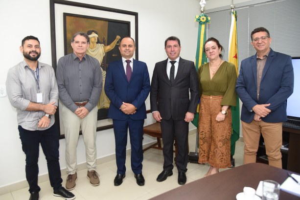 TRE-AC e TJAC discutem eleição de Juízes de Paz no Acre Desembargadores Júnior Alberto e Laudivon Nogueira alinham esforços para implementar processo el...