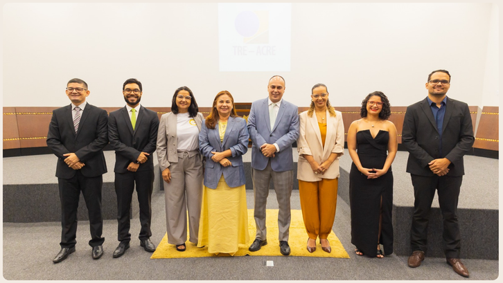 TRE-AC empossa quatro novos servidores da Justiça Eleitoral Ato ocorreu nesta segunda-feira, 8, com a presença da Presidente Waldirene Cordeiro e Vice-Presi...