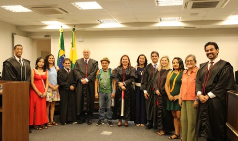 Guia reúne orientações sobre título, direitos políticos, candidaturas, campanha eleitoral e segu...