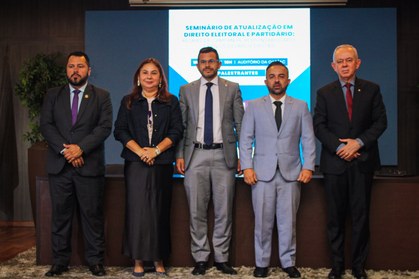 Evento promovido pela OAB/AC reuniu especialistas para debater participação feminina, limites da...