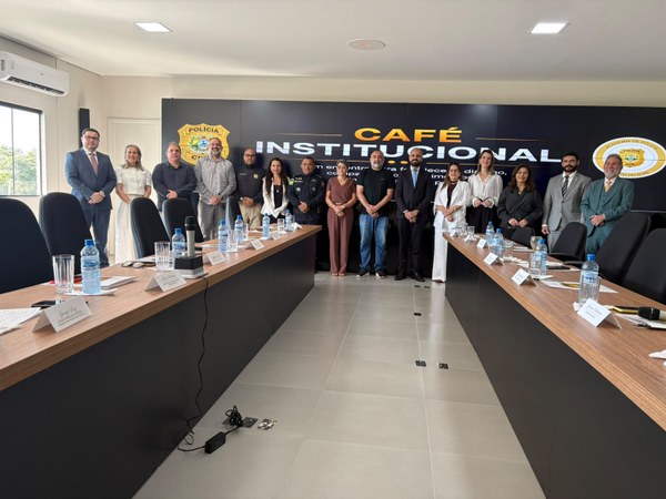 TRE-AC participa de encontro para fortalecer a integração entre instituições de formação pública