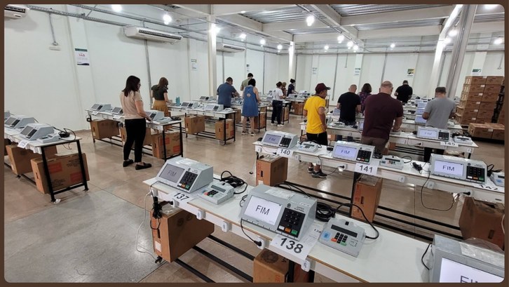 TRE-AC participa do 15º Simulado Nacional de Hardware Evento avalia o funcionamento das urnas eletrônicas e sua integração com os sistemas eleitorais