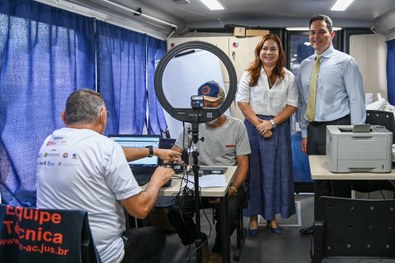 Ação interinstitucional leva serviços eleitorais e resgata o direito ao voto como instrumento de...